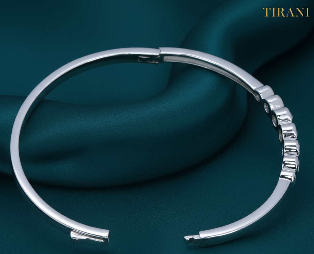 Rani Moissanite Bangle