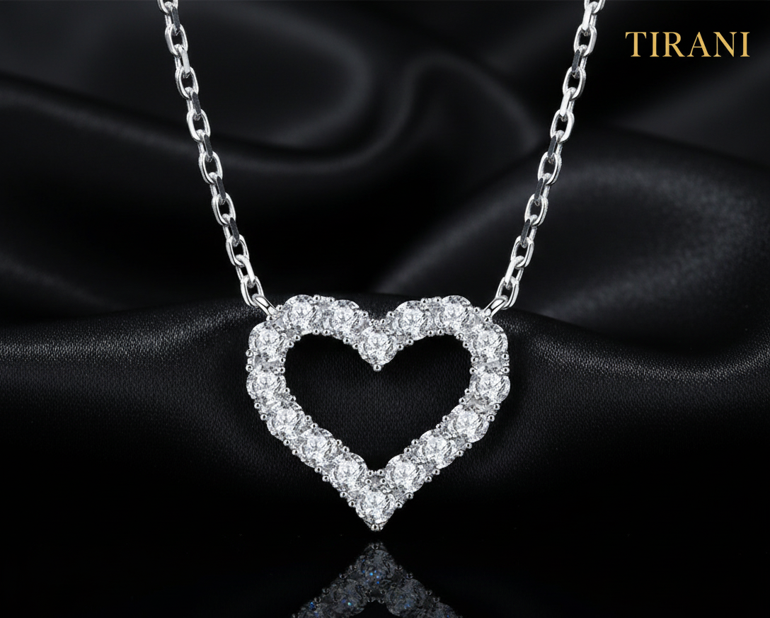 Mi Amor Moissanite Necklace