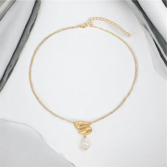 Pearl of Calm 18k Gold Plated Necklace